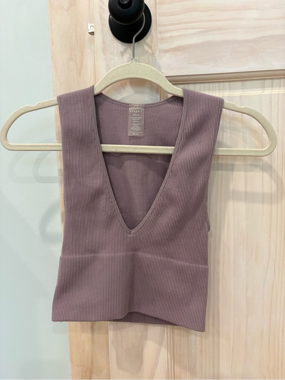 Mauve Ribbed V-Neck Cropped Tank
